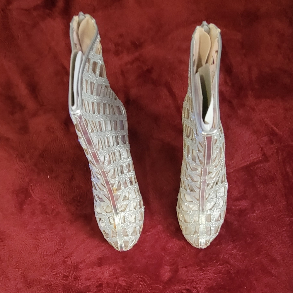 CELESTE HEELS SILVER STILLETTO SZ9 - Picture 4 of 13